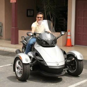 Meet your Posher, Carmelo